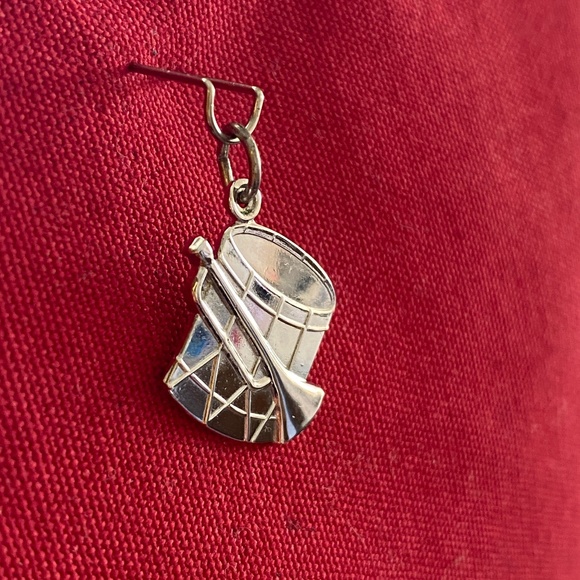 VTG I STG I Drum & Bugle Corps Charm - Picture 10 of 14